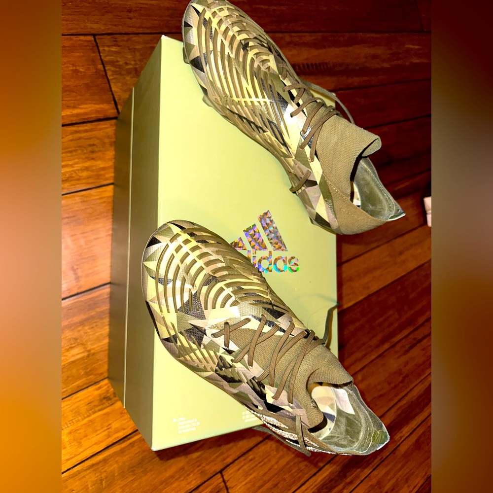 Swarovski x Adidas Predator Edge + FG ‘Focus Olive Crystal’ Mens Size 9.5